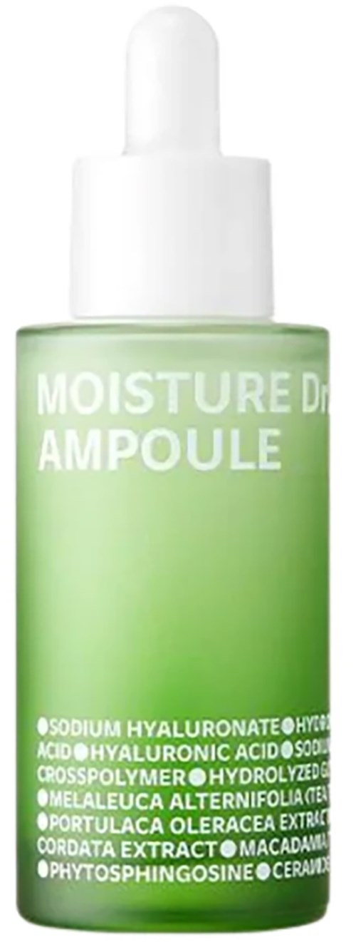 En grønn hudpleieflesk med dropper, merket 'Moisture Dr. Ampoule' for fukt. Inneholder ord om hyaluronsyre.