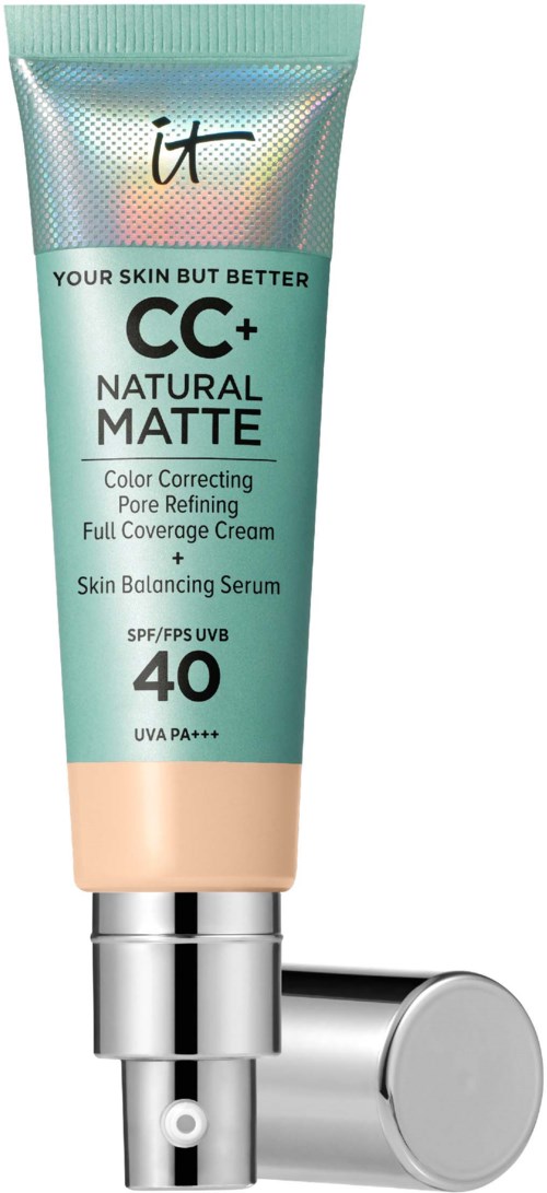 Tuba podkładu CC+ Natural Matte z SPF 40, srebrna nakrętka i pastelowe opakowanie.