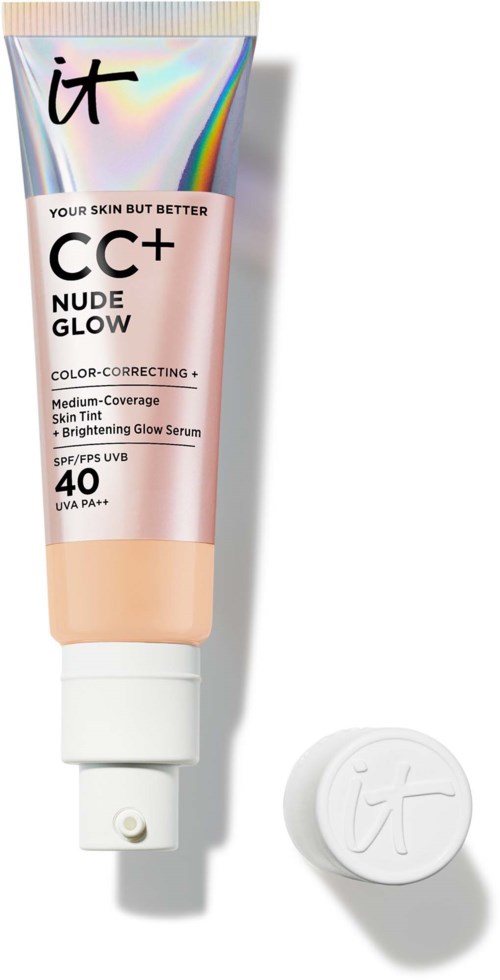Eine Tube CC+ Nude Glow Creme mit SPF 40 und weißem Deckel, auf heller Oberfläche.