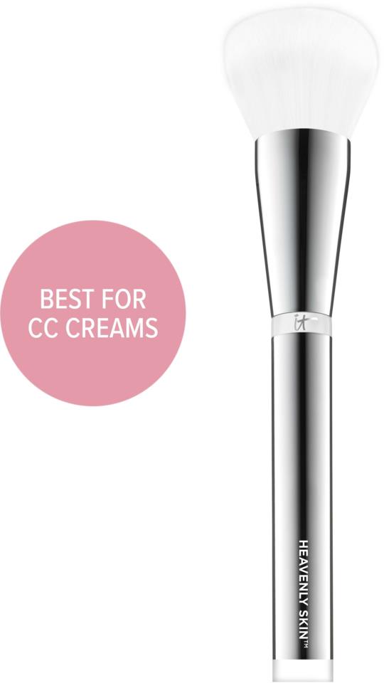 IT Cosmetics Heavenly Skin Perfecting Face Brush GWP