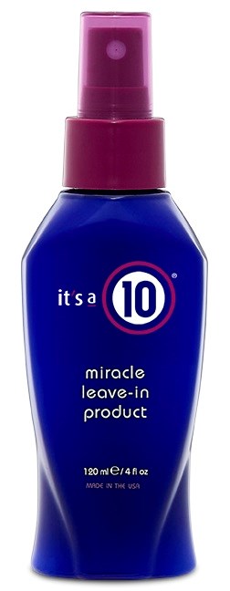 En blå flaska med en rosa spraytop, märkt 'It's a 10 Miracle Leave-In Product.'