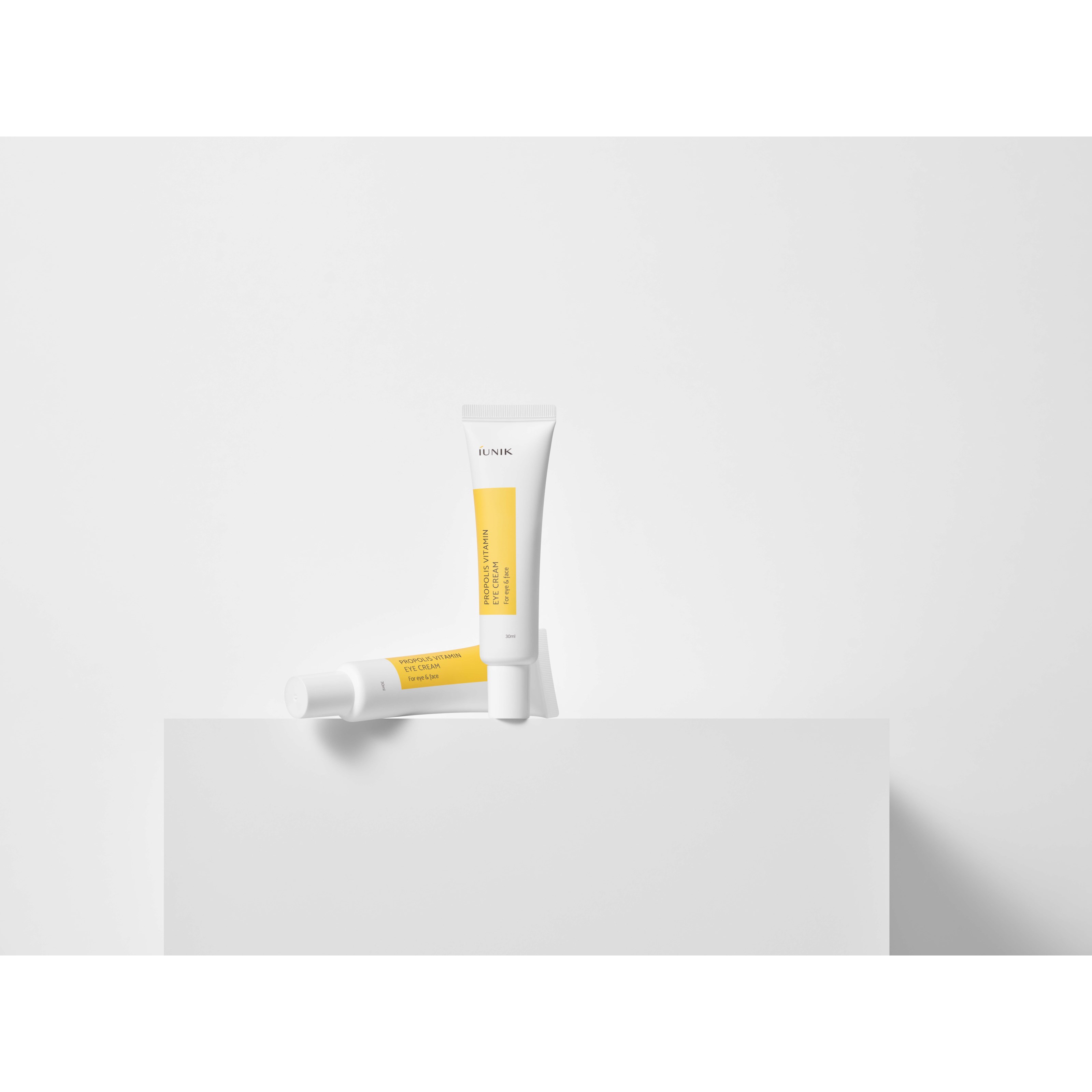 iUNIK Propolis Vitamin Eye Cream 30 ml (obrázok 4)