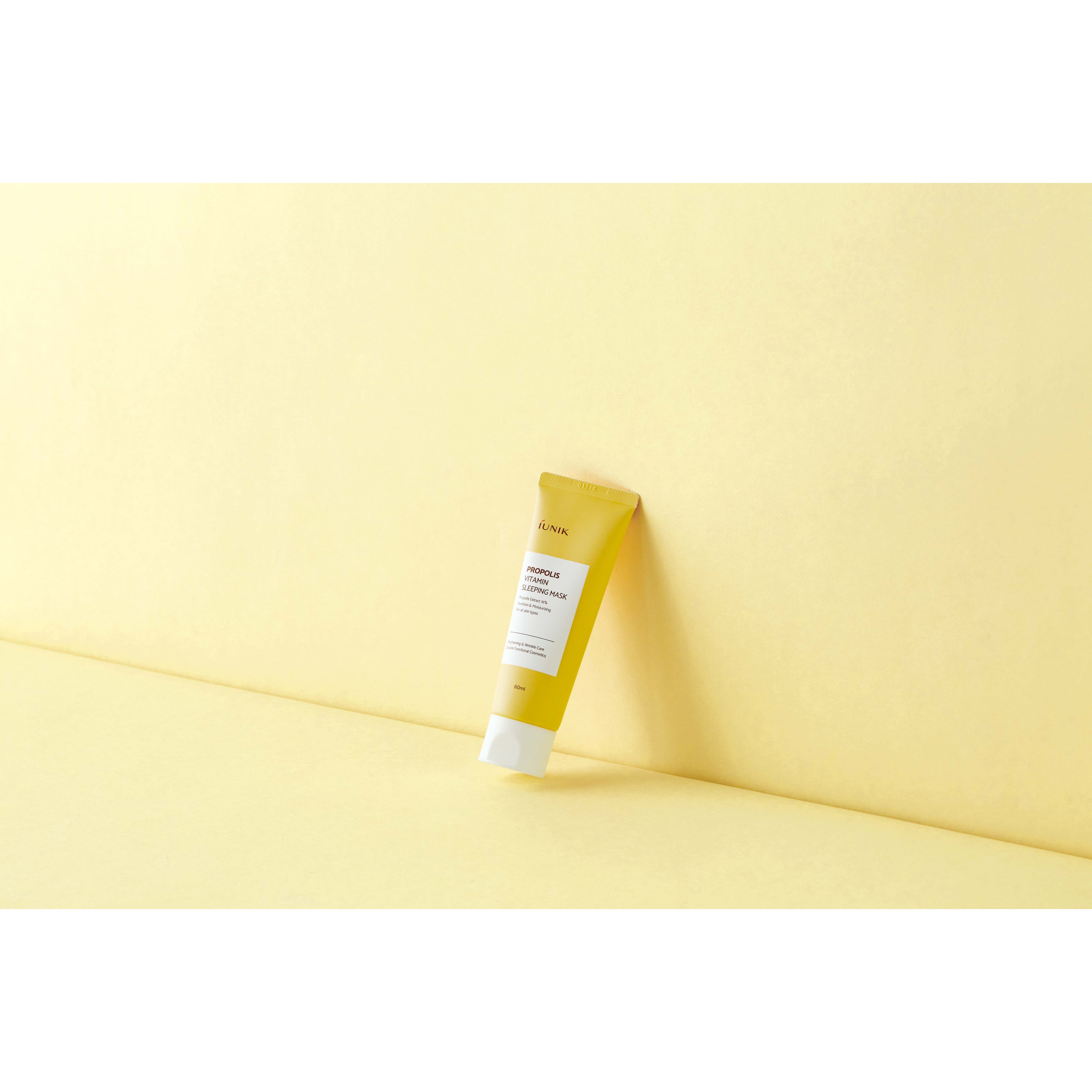 iUNIK Propolis Vitamin Sleeping Mask 60 ml (obrázok 4)