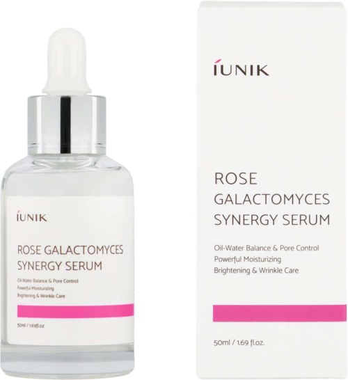 Pullovesi ja rasia IUNIK Rose Galactomyces Synergy Serum -hoidolla.