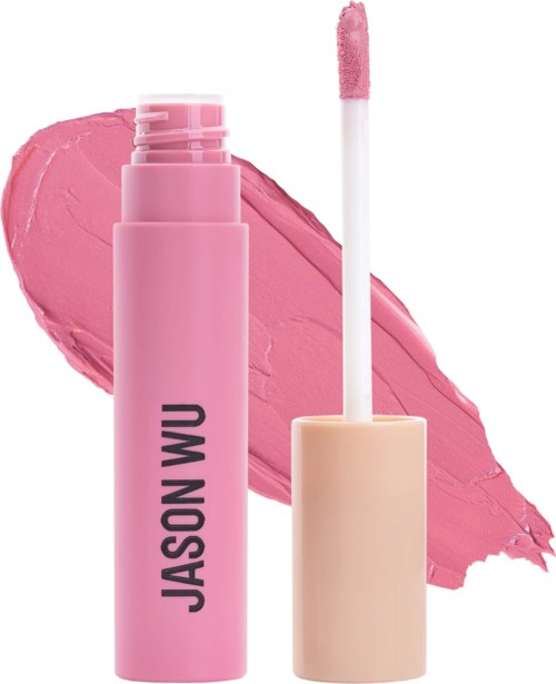 Roze lipgloss in een tube met een applicator, en een roze lipstiftvlek erachter.