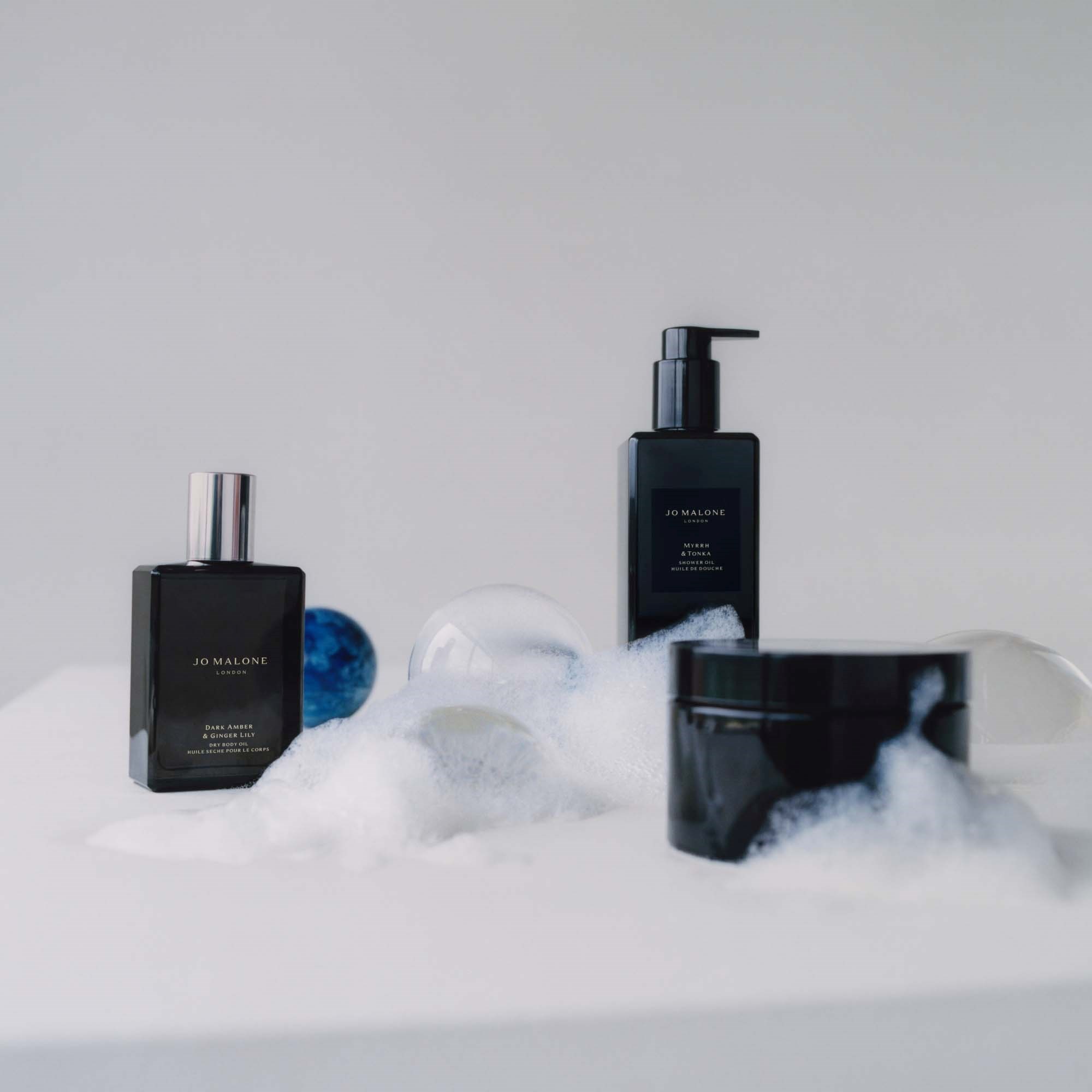 Alternativ bild 1 för Jo Malone London Myrrh & Tonka Body & Hand Wash Intense 250 ml