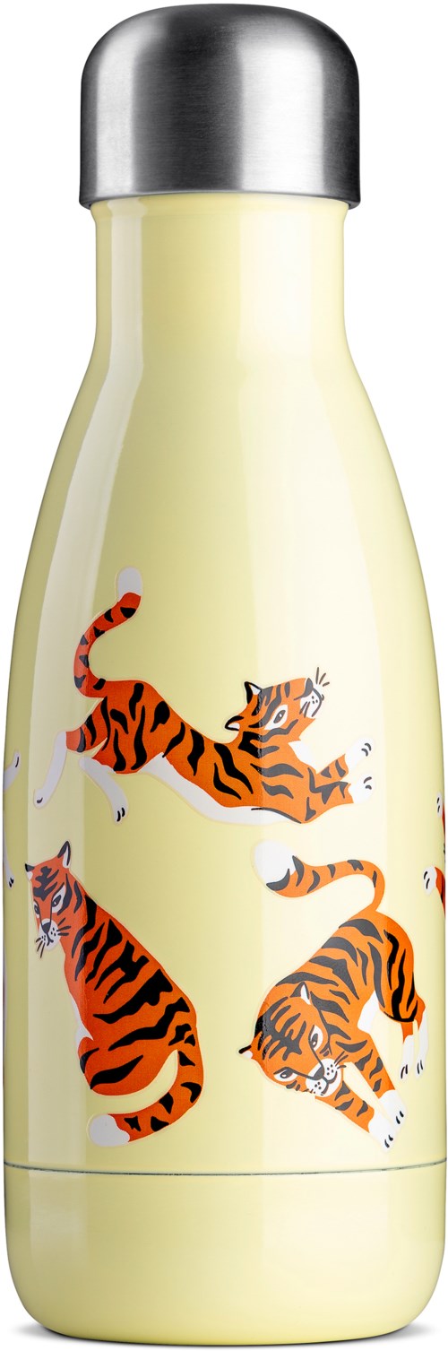 En lys gul termokande med tre animerede tigre, der klatrer og sidder på den.
