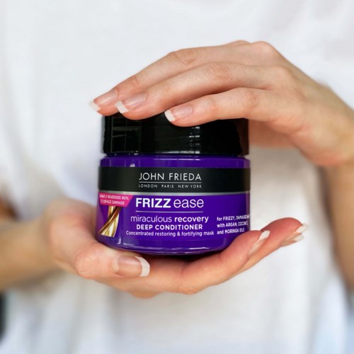 John Frieda Frizz Ease Miraculous Recovery Deep Conditioner 250 ml