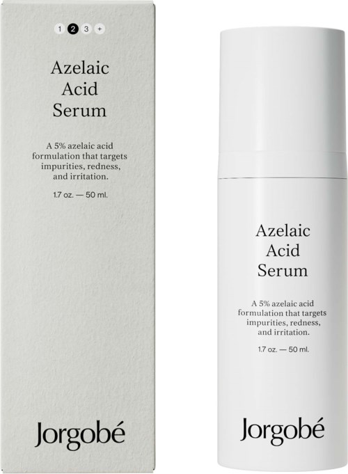 En vit flaska och förpackning för Azelaic Acid Serum av Jorgobé, med minimal text om dess användning.