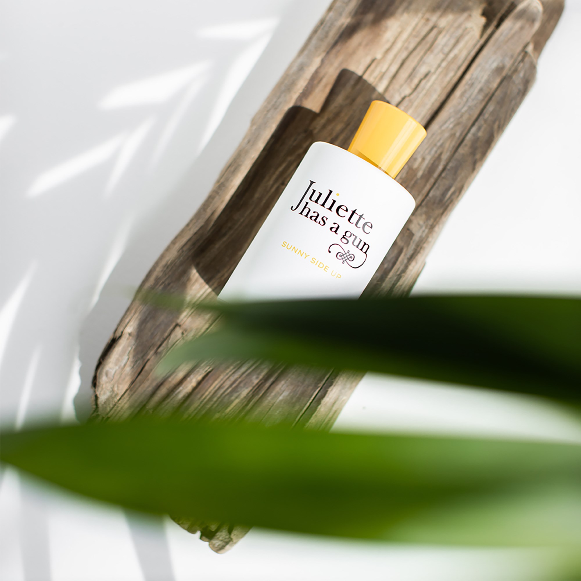 Juliette Has A Gun Eau De Parfum Sunny Side Up - woda perfumowana 100 (obrázok 6)