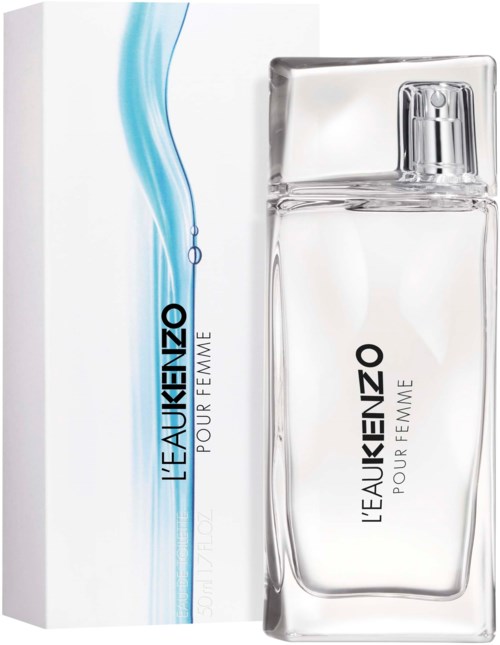 Przezroczysta butelka perfumowana z tekstem "L'eau de Kenzo Pour Elle Femme" oraz niebieski efekt wodny.