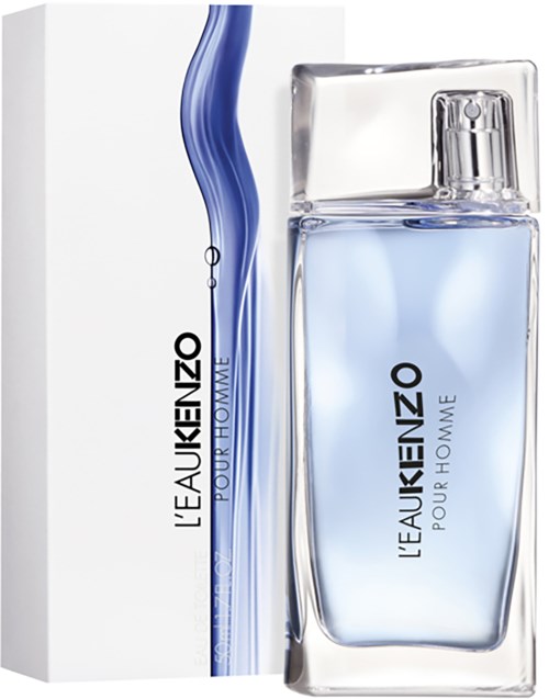 Przezroczysta butelka z niebieskim perfumem i białe pudełko z niebieskim rozlewem perfum, oznaczone "L'Eau Kenzo Pour Homme."