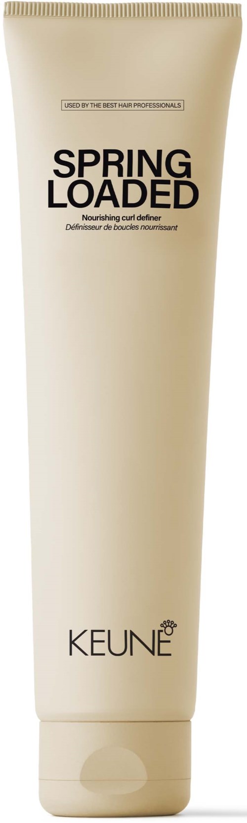 En lång, vit tub med hårvårdsprodukt med svart text som säger 'Spring Loaded' och 'Keune'.
