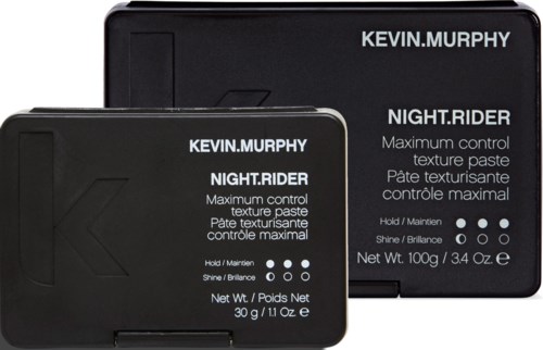 To sorte dåser mærket Kevin Murphy Night Rider, med hvid tekst, stablet oven på hinanden. De er hårstylingsprodukter.