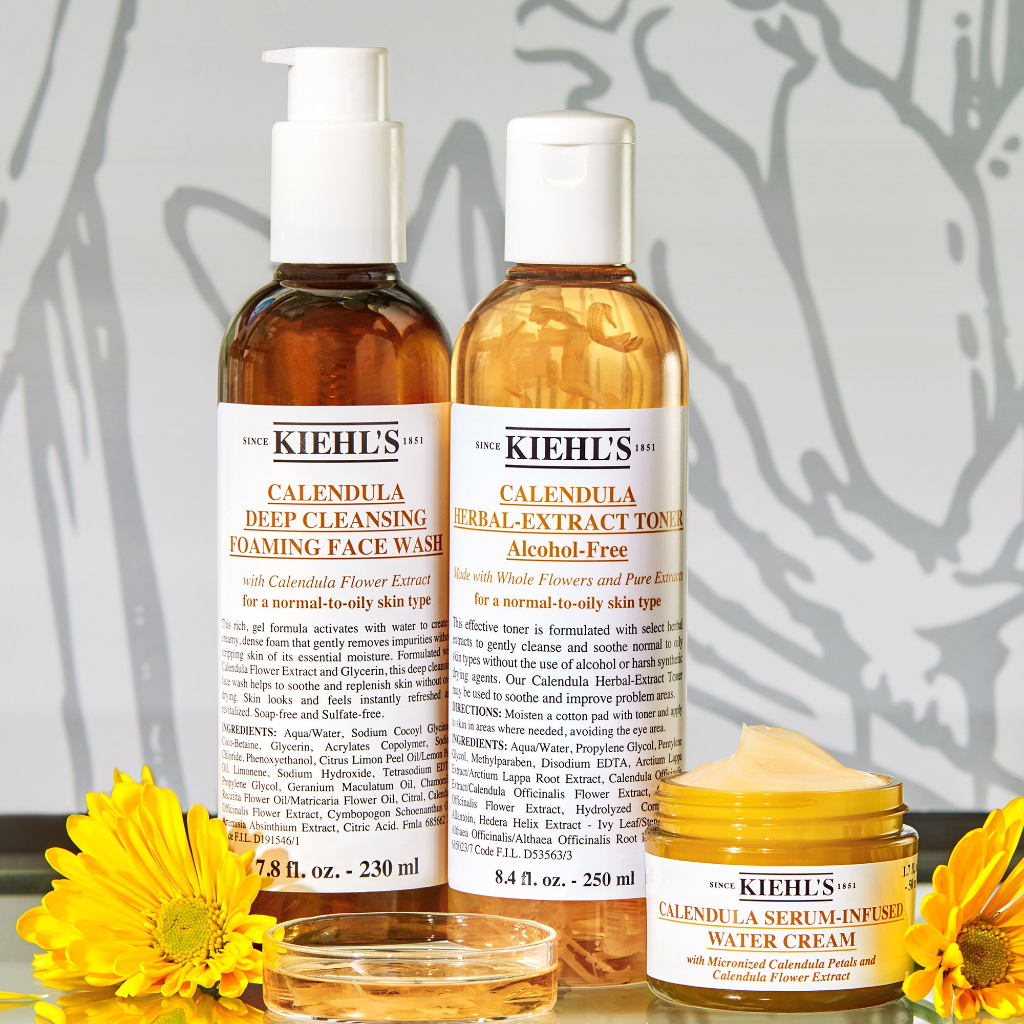 Kiehl's Calendula Głęboko oczyszczająca pianka do mycia twarzy z nagie (obrázok 5)