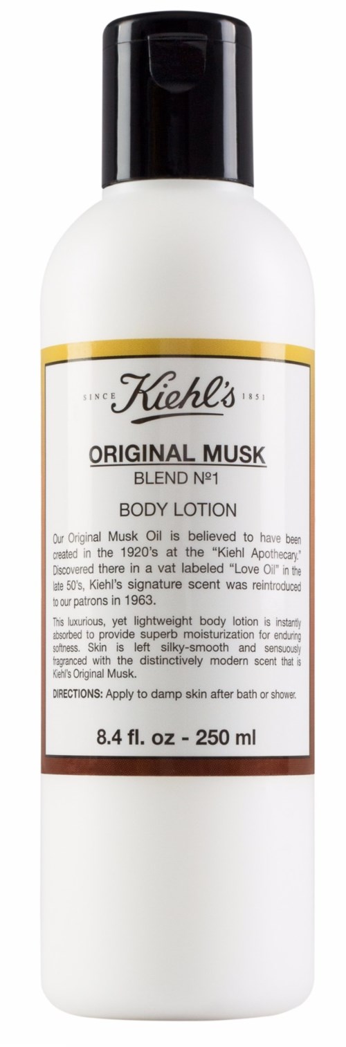 Witte lichaamslotionfles met een zwarte dop, gouden streep en productlabel met 'Kiehl's' en 'Original Musk.'