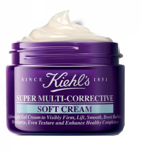 Ett lila glas med Kiehl's Super Multi-Corrective Soft Cream med en sked av grädde ovanpå.