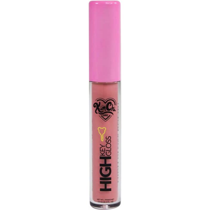 Läs mer om KimChi Chic High Key Gloss Full Coverage Lipgloss Natural Pink