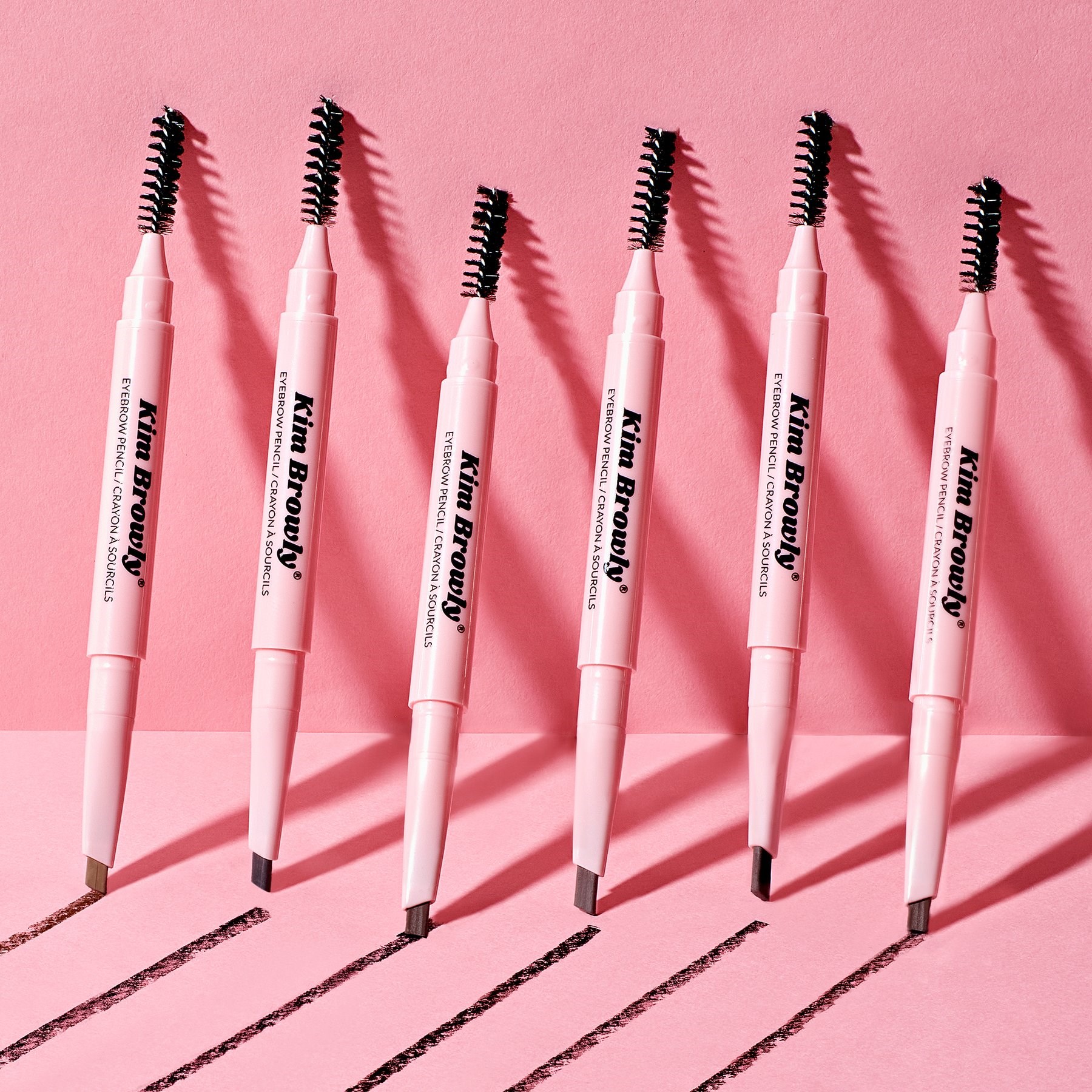 KimChi Chic Kimbrowly Eyebrow Pencil - Kredka do brwi O (obrázok 5)