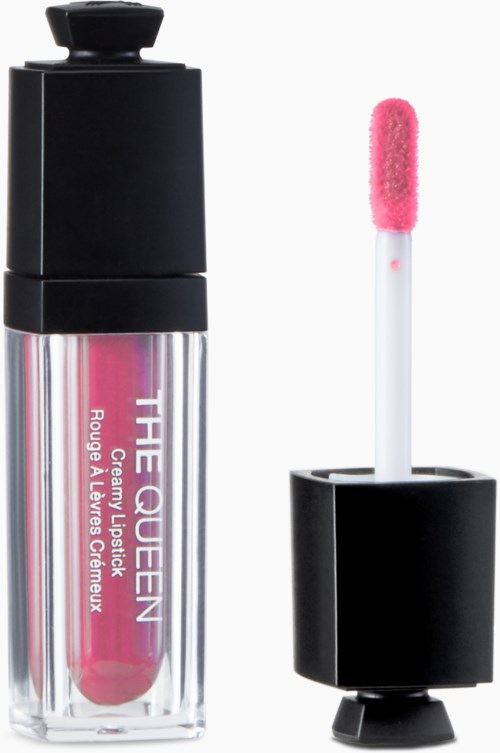 Ett läppglansrör med en rosa applikator och svart lock, märkt 'THE QUEEN Creme Lipstick.'