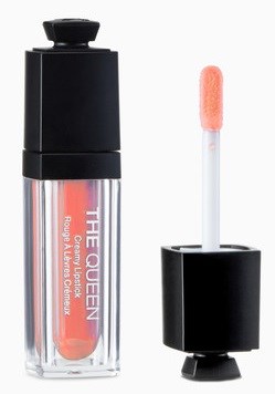 Ett läppglansförpackning med applicatorspett, svart lock och rosa gloss inuti.