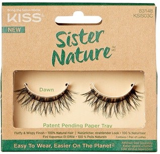 Kiss Sister Nature ögonfransar visas i förpackningen som är märkt 'Dawn' och 'Easy to Wear'.