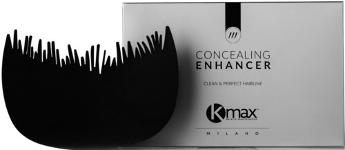 En svartvit förpackning med penseldrag, med text om en hårprodukt som heter Concealing Enhancer av Kmax.