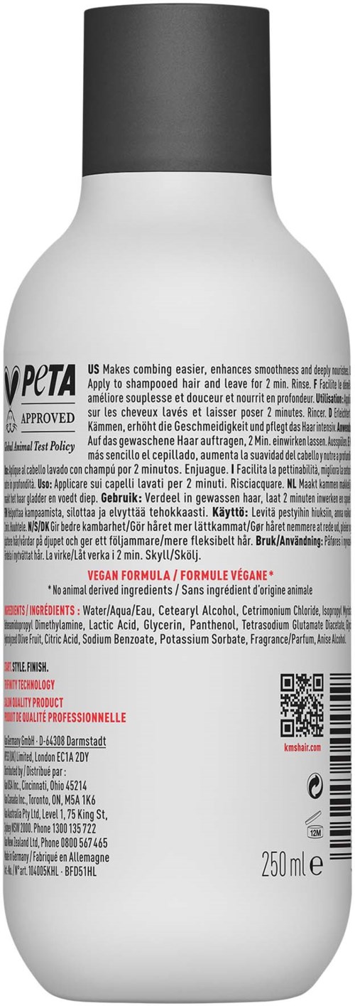 Weiße Flasche mit schwarzem Deckel, enthält Text über Haustiershampoo, als vegan gekennzeichnet, 250 ml.