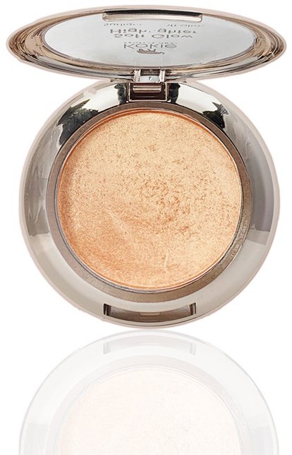 Een ronde compact met beige poeder, open deksel toont het product, op witte achtergrond.