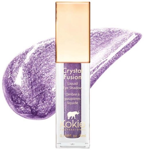 Lila flüssiger Lidschatten in klarer Flasche mit goldener Kappe, genannt 'Crystal Fusion'. Lila Strich im Hintergrund.