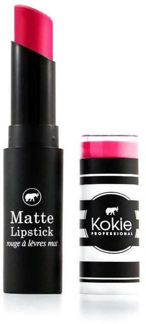 En svart matt leppestiftbeholder med rosa leppestift inni og en egen rosa leppestiftprøve. Begge har merke og striper.
