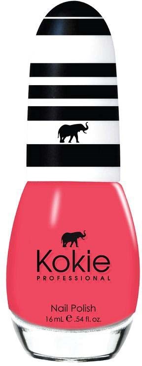 Neglelakkflasken er rosa med svarte og hvite striper og en elefantlogo. Merket er Kokie Professional.