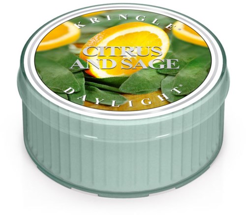 En rund burk med Kringle Daylight-tvål med citrus- och salvia doft, med bilder av citrus och salviablad.