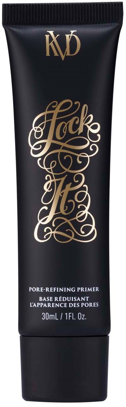 En svart tube med elegant gull- og hvit skrift, merket som en pore-refining primer fra KVD Beauty.