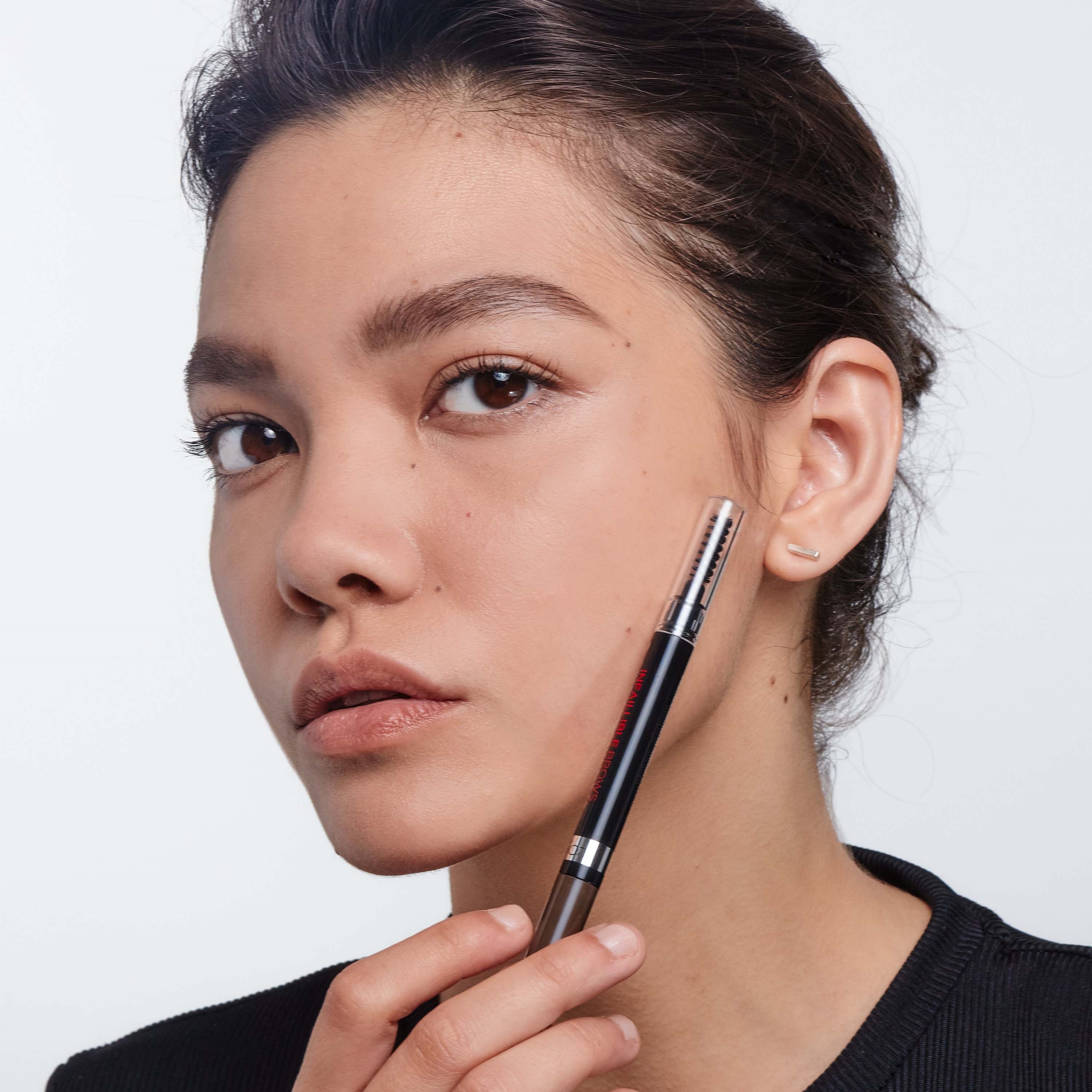 L'Oréal Paris Infaillible Brows 24H Filling Triangular Pencil 5.0 Ligh (obrázok 9)
