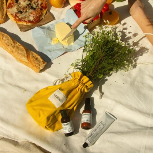 L:a Bruket Gift Box Body Summer Pouch