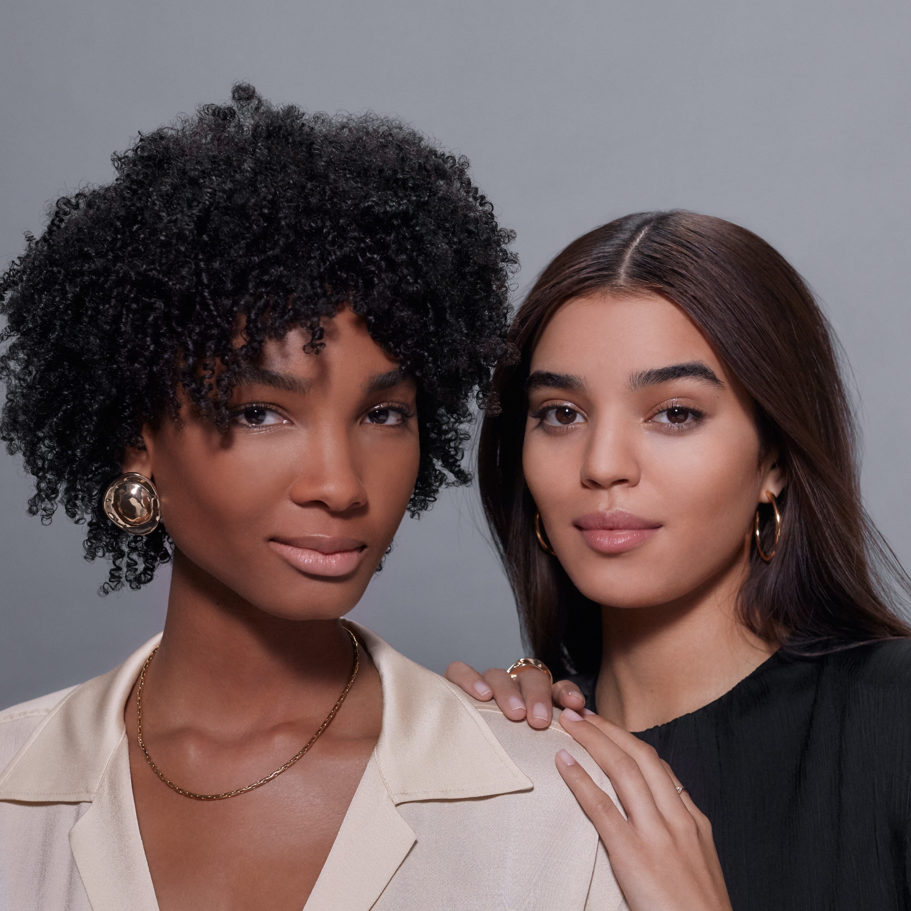 Lancôme Teint Idole Ultra Wear Korektor All Over Concealer 520 Suede (obrázok 9)
