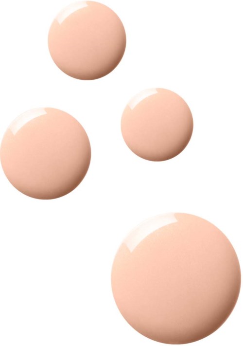 Fem beigegula ägg i olika storlekar är placerade på en vit bakgrund.