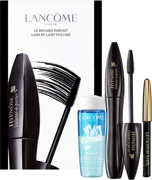 Dette er et sett med Lanc f4me Lash Volume mascara, øyeskuml, og eyeliner, med hvit bakgrunn og svarte mascara-tuber.