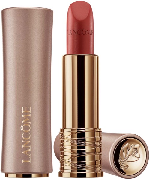 Lancôme leppestift med gull og rosa etui, delvis vridd ut for å vise ferskenfarget leppestift.