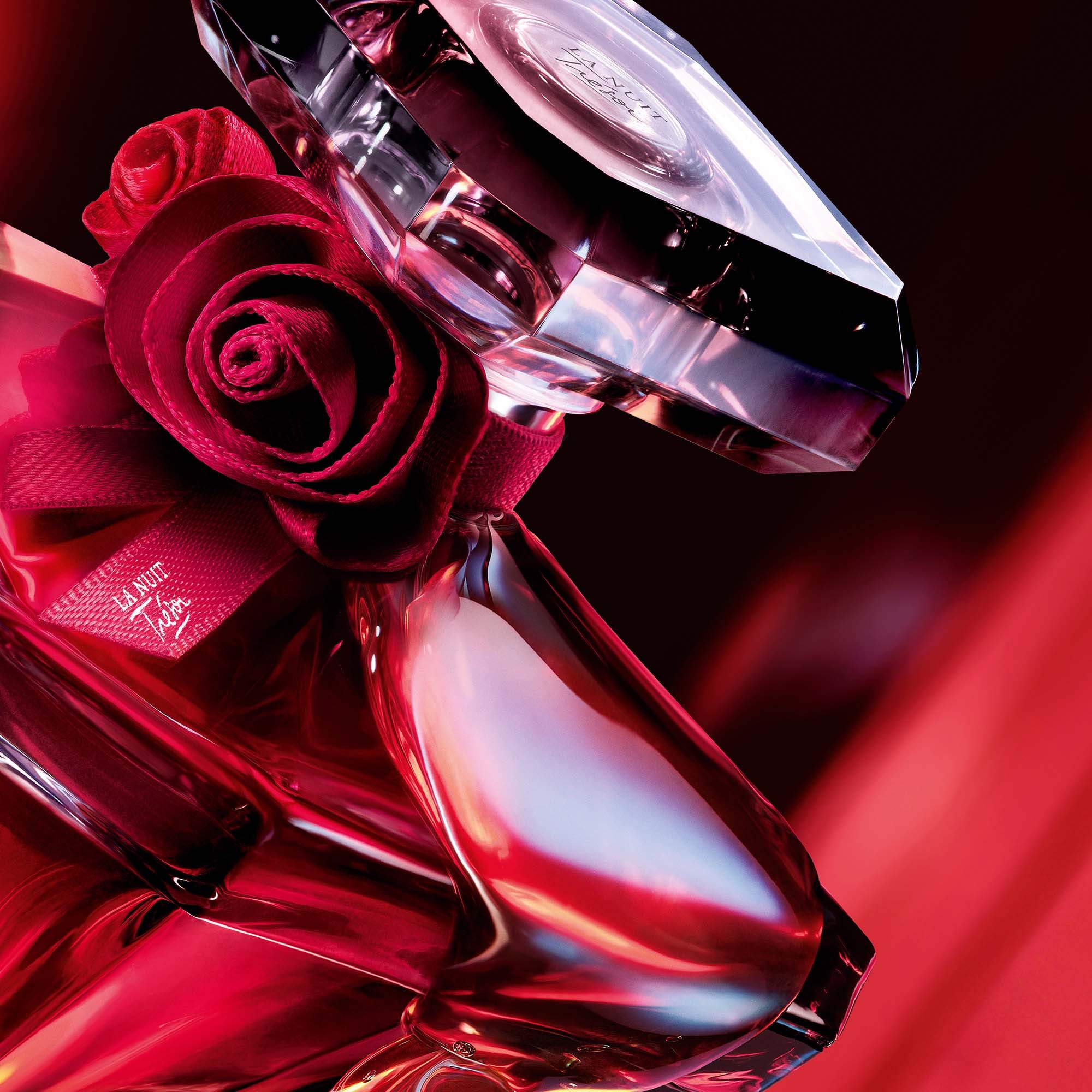 Lancôme La Nuit Trésor Rouge Drama Eau de Parfum 30 ml (obrázok 4)