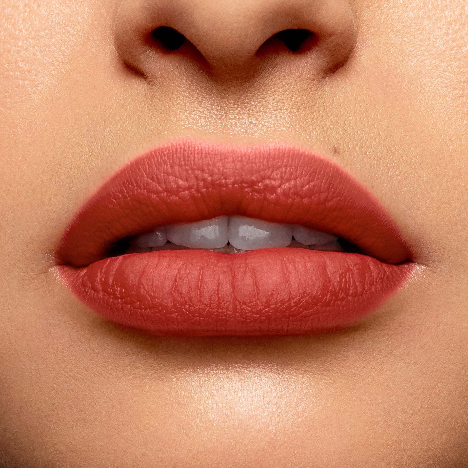 Lancôme L'Absolu Rouge Intimatte Lipstick 121 Brown Sans Filtre (obrázok 6)