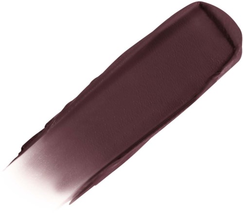En brun läppstift med glänsande yta, ligger snett.