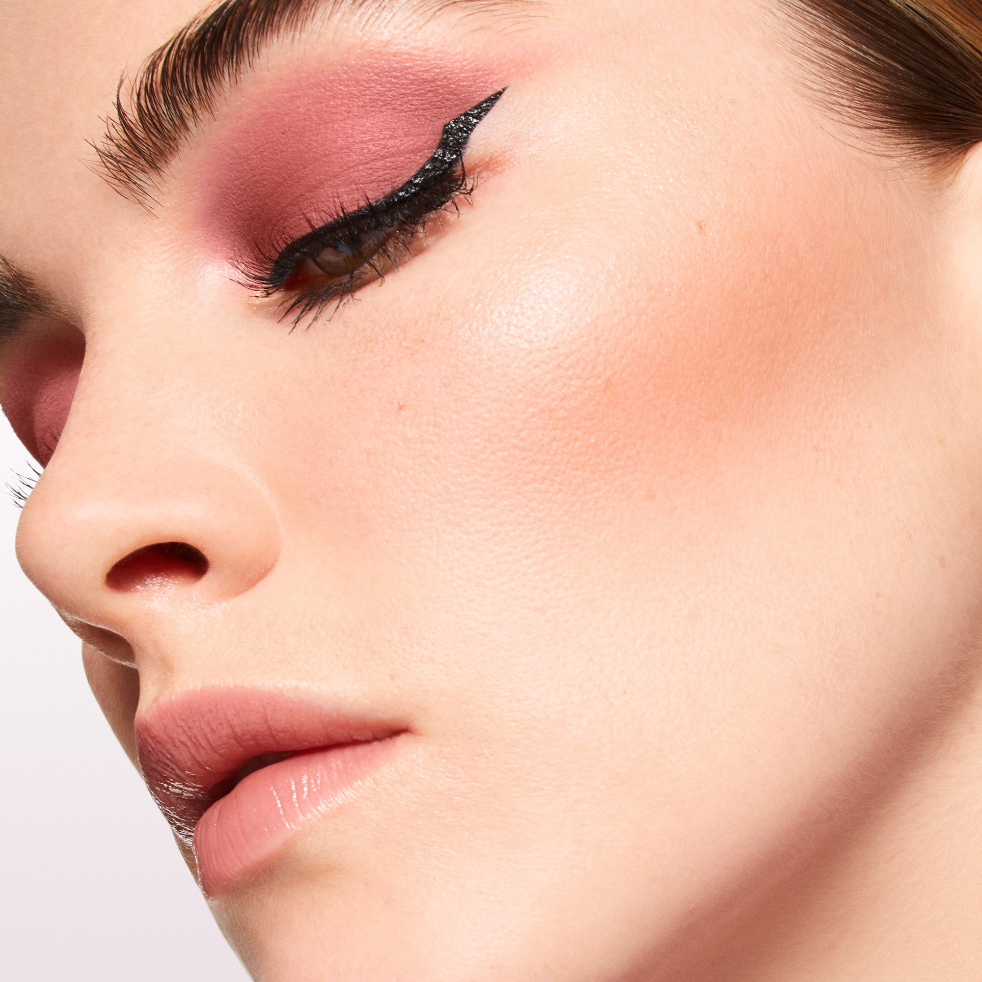 Lancôme Lash Idôle Eye Tint 06 Canyon Clay (obrázok 4)