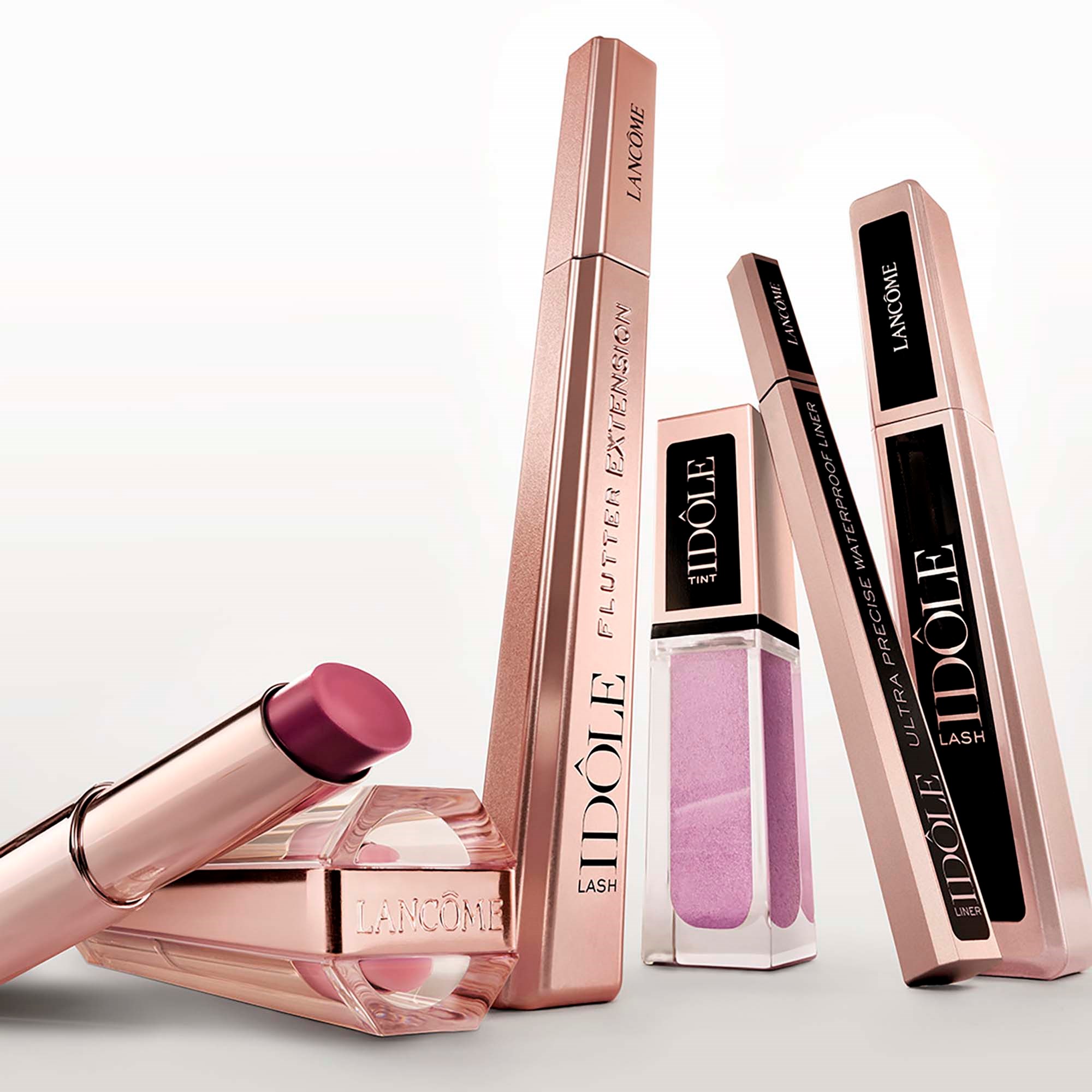 Lancôme Lash Idôle Flutter Extension Mascara True Black (obrázok 9)