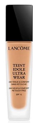 En flaske med Lancome Teint Idole Ultra Wear foundation, designet til langvarig, behagelig brug og SPF 15 beskyttelse.