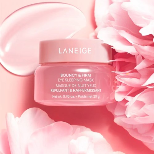 En rosa burk av Laneige ögon sovmask med blomblad runt den, märkt 'Bouncy & Firm'.