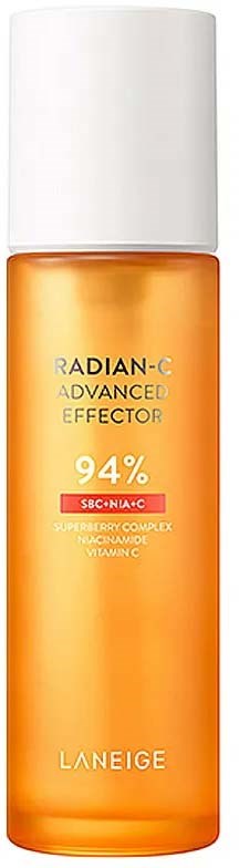 Mała pomarańczowa butelka z białym korkiem, oznaczona Laneige Radian-C Advanced Effector 94% z listą składników.