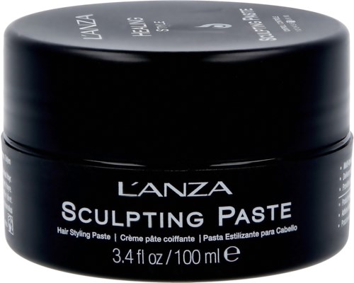 Musta purkki, jossa on kansi, sisältää L'ANZA Sculpting Pasten hiustenmuotoiluun. Etiketti näyttää koon ja tiedot tuotteesta.