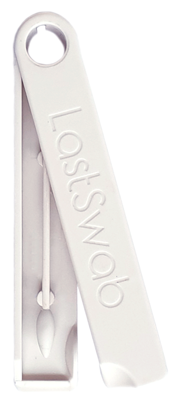 En hvid enhed med en seddel, der siger "LostWab" og en tynd metalstift indeni.